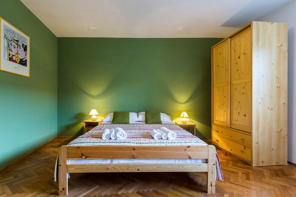 Lavender Apt. W. Balcony In Old Town Zadar Bilik gambar