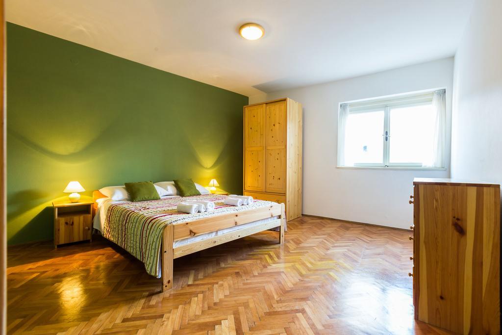 Lavender Apt. W. Balcony In Old Town Zadar Bilik gambar