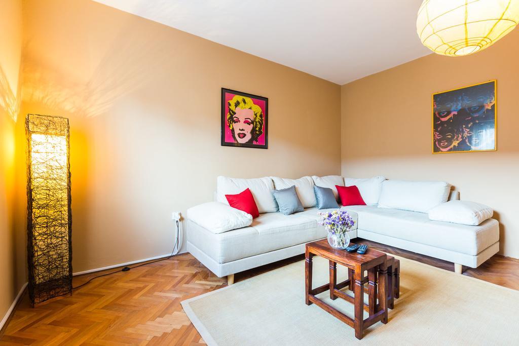 Lavender Apt. W. Balcony In Old Town Zadar Bilik gambar