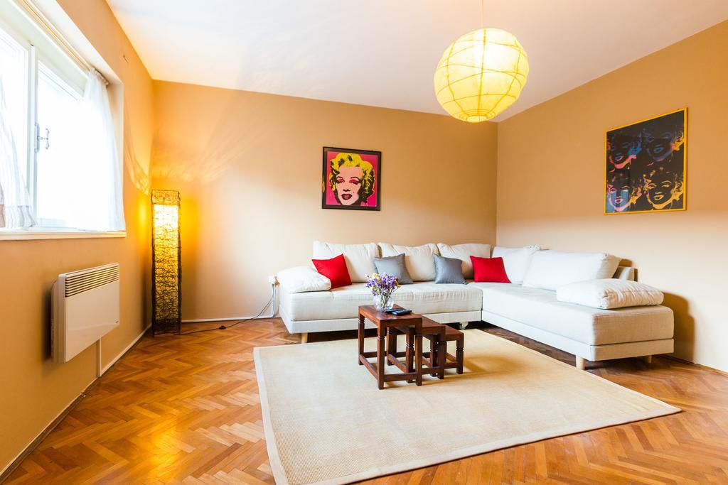 Lavender Apt. W. Balcony In Old Town Zadar Bilik gambar