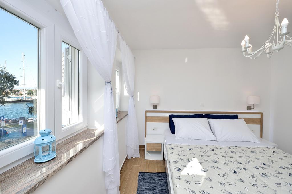 Lavender Apt. W. Balcony In Old Town Zadar Luaran gambar